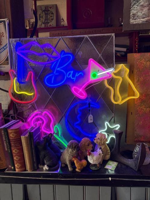 neon lampjes, Hobby en Vrije tijd, Feestartikelen, Nieuw, Versiering, Verzenden