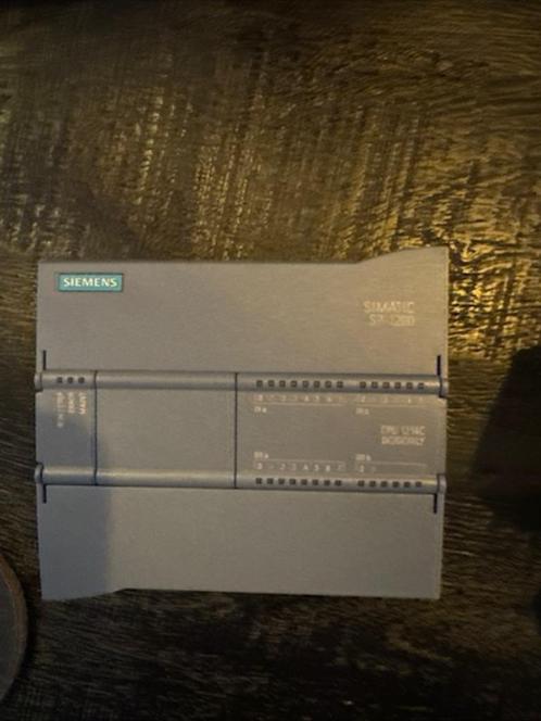 Siemens s7 1214c dc/dc/rly 6ES7-214-1HG40-0BX0, Hobby en Vrije tijd, Elektronica-componenten, Zo goed als nieuw, Ophalen of Verzenden