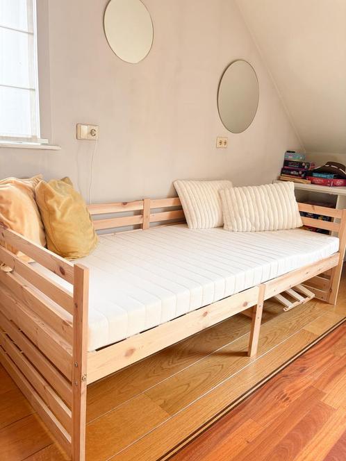 Vida Xl- slaapbank 90x200cm, Huis en Inrichting, Slaapkamer | Bedden, Gebruikt, Eenpersoons, Overige maten, Overige maten, Hout
