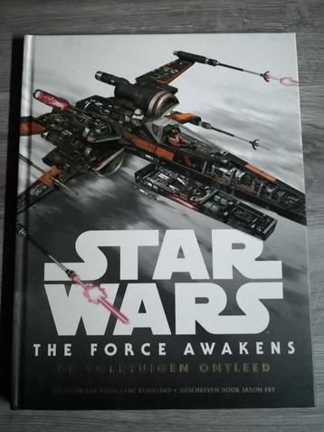 Boek Star Wars The Force Awakens - De voertuigen ontleed beschikbaar voor biedingen