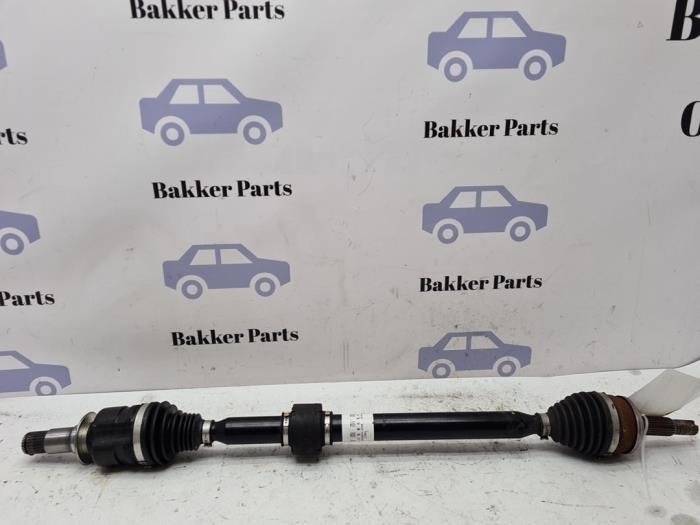 Aandrijfas rechts-voor van een Toyota Corolla, Auto-onderdelen, Remmen en Aandrijving, Toyota, Gebruikt, 3 maanden garantie