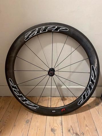 Gezocht: Zipp 404 clincher voorwiel, Fietsen en Brommers, Fietsonderdelen, Ophalen of Verzenden