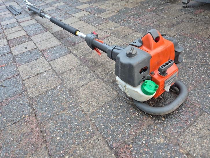 Husqvarna 327HE4x  stokheggenschaar, Tuin en Terras, Heggenscharen, Zo goed als nieuw, Benzine, Ophalen
