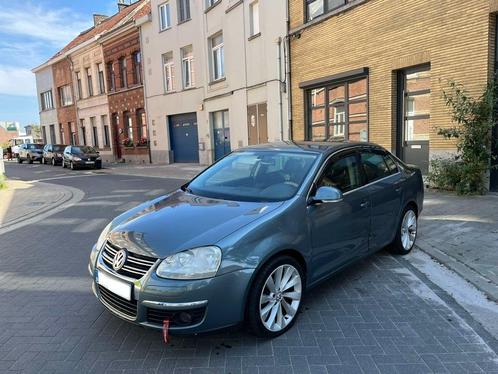 Volkswagen Jetta 2.0TDI EURO6 certifiée avec Carpass, Autos, Volkswagen, Entreprise, Achat, Jetta, ABS, Caméra de recul, Airbags