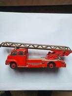 Dinky toys brandweer camion., Dinky Toys, Ophalen of Verzenden, Zo goed als nieuw