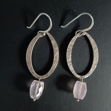 Boucles d'oreilles en quartz rose 