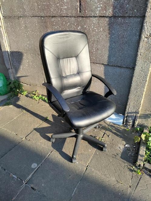 Leren Bureaustoel, Huis en Inrichting, Bureaustoelen, Zo goed als nieuw, Bureaustoel, Ophalen