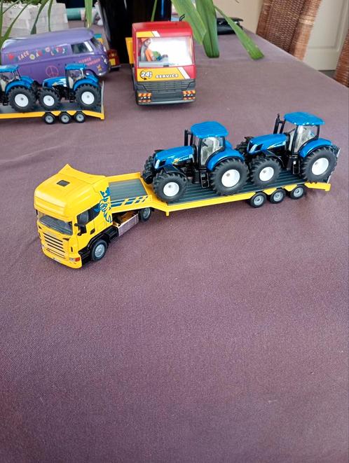Scania dieplader met 2 tractoren, Hobby en Vrije tijd, Modelauto's | 1:50, Zo goed als nieuw, SIKU, Ophalen of Verzenden