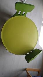 Ikea groene kindertafel met twee bijhorende stoelen ., Kinderen en Baby's, Ophalen, Stoel(en)