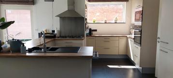 Keuken zonder toestellen gratis af te breken., Huis en Inrichting, Keuken | Complete keukens, Ophalen, Gebruikt, Overige typen