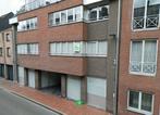 Ruim appartement (117 m²) met 2 slaapkamers, terras en garag, Immo, Roeselare, Tot 200 m², 79 kWh/m²/jaar, 2 kamers