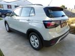 Volkswagen T-Cross Life Adaptieve Cruise Control, parkeersen, Auto's, USB, Zwart, 95 pk, Bedrijf