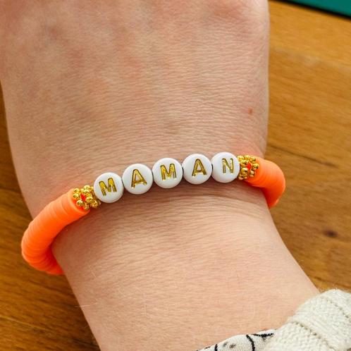 Heishi kralenarmband, Handtassen en Accessoires, Armbanden, Nieuw, Kunststof of Plastic, Oranje, Met bedels of kralen, Ophalen of Verzenden