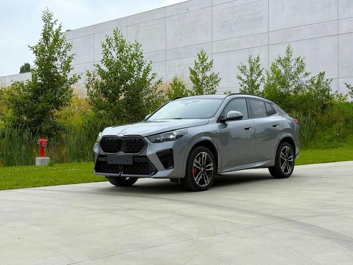 BMW X2 sDrive20i M pakket PRO headup 19" apple kamera, Auto's, BMW, Bedrijf, Te koop, X2, 360° camera, ABS, Adaptive Cruise Control
