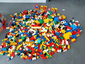 LOT van 1900 stuks Lego 5517 beschikbaar voor biedingen