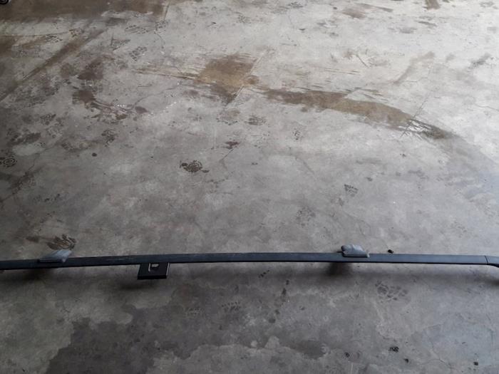 Montant de toit droit d'un Mercedes Vito, Autos : Pièces & Accessoires, Carrosserie & Tôlerie, Mercedes-Benz, Utilisé, 3 mois de garantie