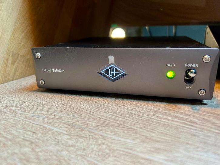 UAD-2 Satellite QUAD, Musique & Instruments, Instruments | Accessoires, Comme neuf, Autres instruments, Enlèvement ou Envoi
