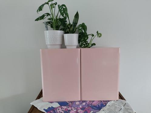 Oud roze badkamerkastje, Huis en Inrichting, Badkamer | Badkamermeubels, Gebruikt, Wastafelkast, Minder dan 100 cm, Minder dan 50 cm