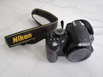 Digitale Camera Nikon D3100 disponible aux enchères