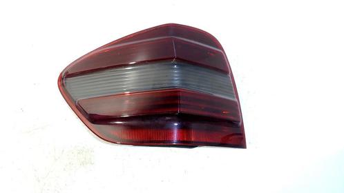 ACHTERLICHT LINKS BUITEN ML II (164 / 4JG) (22517100L), Auto-onderdelen, Verlichting, Mercedes-Benz, Gebruikt
