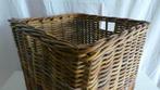 mand gevlochten houtmand, Huis en Inrichting, Woonaccessoires | Schalen en Manden, Ophalen, Mand, Vierkant, Zo goed als nieuw