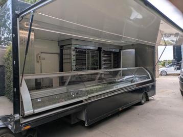 kippen kraam + koelwagen renault beschikbaar voor biedingen