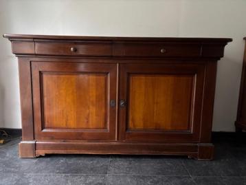 Très beau buffet en merisier, Avec tiroir(s), 150 à 200 cm, Enlèvement, Utilisé