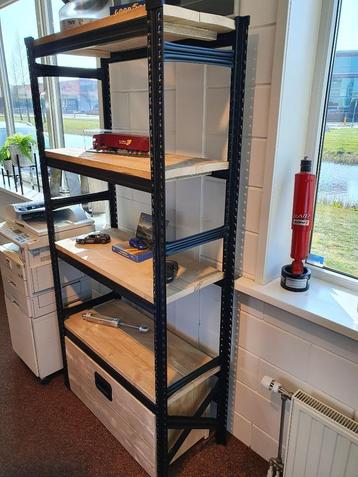 Unieke industriele stellingkast, ladekast in elke maat/vorm beschikbaar voor biedingen