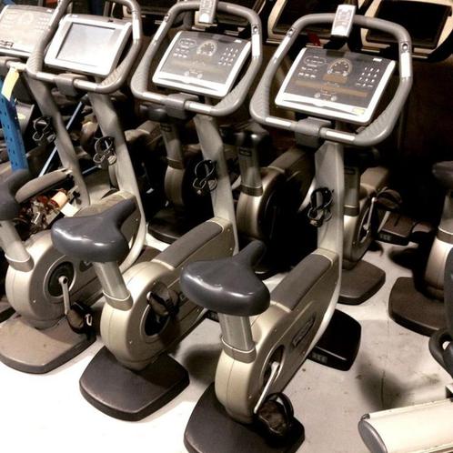 Technogym excite bike 500 led topmodel Technogym hometrainer, Sport en Fitness, Fitnessmaterialen, Zo goed als nieuw, Armen, Benen