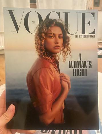 Vogue magazines 2024-2025 beschikbaar voor biedingen