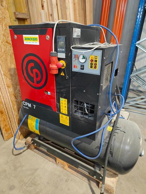 CPM schroefcompressor 10bar - bouwjaar 2022 - met droger, Zakelijke goederen, Machines en Bouw | Pompen en Compressoren, Ophalen