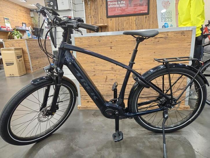 Ebike Trek Allant +9 L/49cm Deep Dark Blue..Riemaandrijving, Fietsen en Brommers, Elektrische fietsen, Zo goed als nieuw, Ophalen