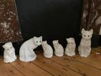 9 figurines de chat blanc vintage des années 1980 aux yeux v, Comme neuf, Animal, Enlèvement ou Envoi