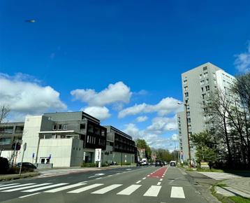 Deux places de parking sur l'Avenue Docteur Schweitzer 21.00 beschikbaar voor biedingen