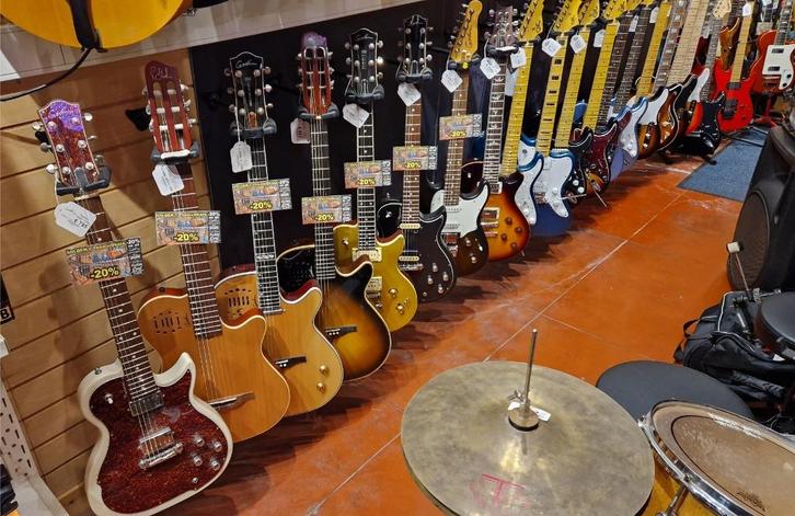 -20% op nieuwe Godin, Hagstrom & Cort el gitaren, Seagull,, Muziek en Instrumenten, Snaarinstrumenten | Gitaren | Elektrisch, Nieuw