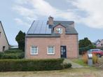 Woning te koop in Maaseik, 3 slpks, 183 kWh/m²/jaar, Vrijstaande woning, 3 kamers, 243 m²