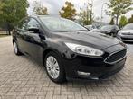 Ford Focus 1.0 EcoBoost Start-Stopp Titanium, Auto's, Stof, Euro 6, Electronic Stability Program (ESP), Zwart