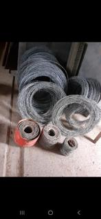 Prikkeldraad  2000m, Doe-het-zelf en Bouw, Ophalen, Zo goed als nieuw