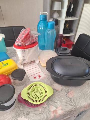 Det Tupperware beschikbaar voor biedingen