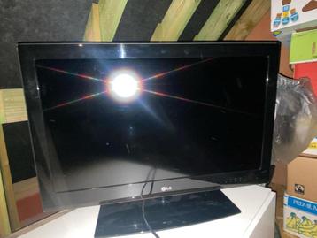 Tv van het merk LG in heel goede staat beschikbaar voor biedingen
