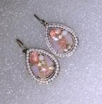 oorbellen hangers roze witte en opaal diamantjes, Bijoux, Sacs & Beauté, Boucles d'oreilles, Autres matériaux, Rose, Avec strass