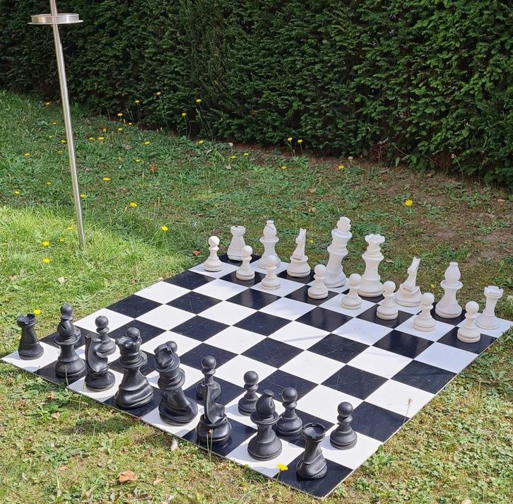 XXL stevig TUIN schaakspel uit Groot-Brittanië, Hobby en Vrije tijd, Gezelschapsspellen | Bordspellen, Gebruikt, Een of twee spelers