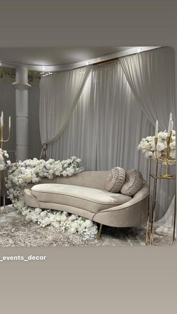 Decor - Bloemenboog - Bruiloften - Events te huur beschikbaar voor biedingen