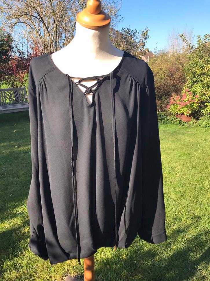 M46 zwarte ‘voile’ blouse C&A, Kleding | Dames, Blouses en Tunieken, Zo goed als nieuw, Maat 46/48 (XL) of groter, Zwart, Ophalen of Verzenden