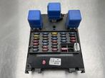 ZEKERINGKAST Nissan Patrol GR (Y61) (01-1997/03-2010), Auto-onderdelen, Gebruikt, Nissan