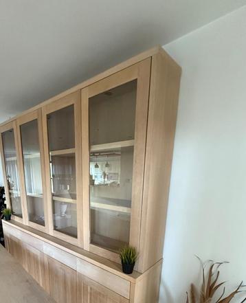 Vitrine kast dressoire, Huis en Inrichting, Kasten | Dressoirs, Ophalen, 200 cm of meer, 25 tot 50 cm, Met deur(en)