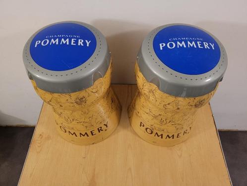 paire de tabouret bouchon champagne pommery vintage design, Antiquités & Art, Art | Objets design, Enlèvement ou Envoi