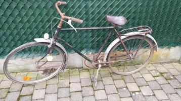 Antieke oldtimer Novy fiets, Enlèvement