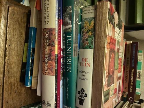Ruime collectie boeken - Klassieke filologie, Boeken, Overige Boeken, Gelezen, Ophalen
