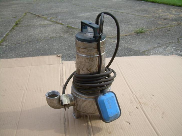 kelder pomp flygt, motor van dab pomp jet 81, vacumpomp, Zakelijke goederen, Machines en Bouw | Pompen en Compressoren, Ophalen of Verzenden